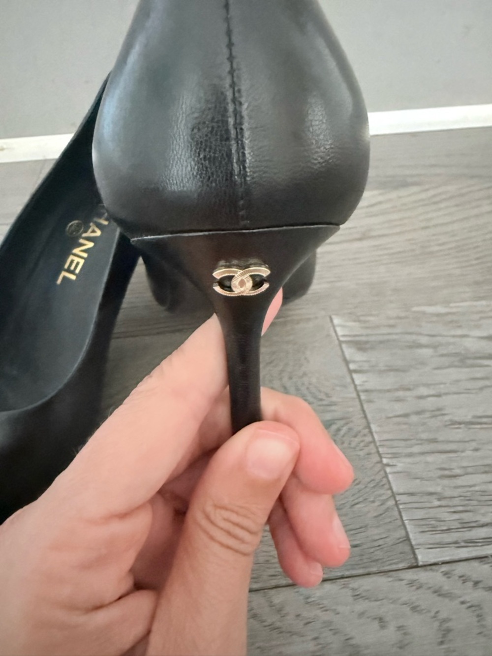 CHANEL Leather Cap Toe Logo Back Pumps - Picture 2 of 9